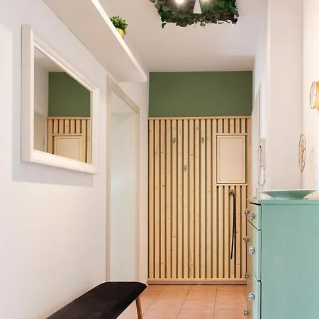 Stilvolles - Balkon, Netflix, Nespresso, Zentral, Messe