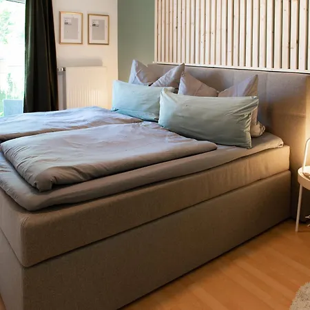 Stilvolles - Balkon, Netflix, Nespresso, Zentral, Messe Apartmán